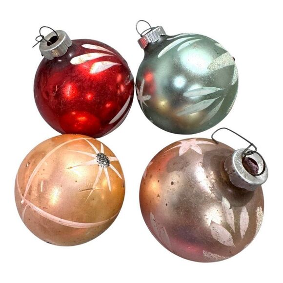 Set 4 Vintage West Germany Star Themed Glass Christmas Ornaments Gold Red Green - Picture 1 of 12